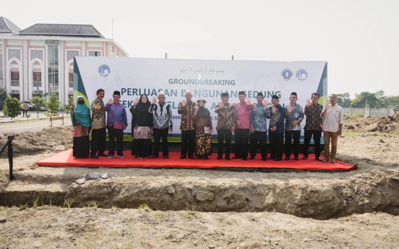 Berita Groundbreaking Perluasan Bangunan Gedung Sekolah Islam Al Azhar Sragen 1 ~blog/2022/9/22/dsc07008